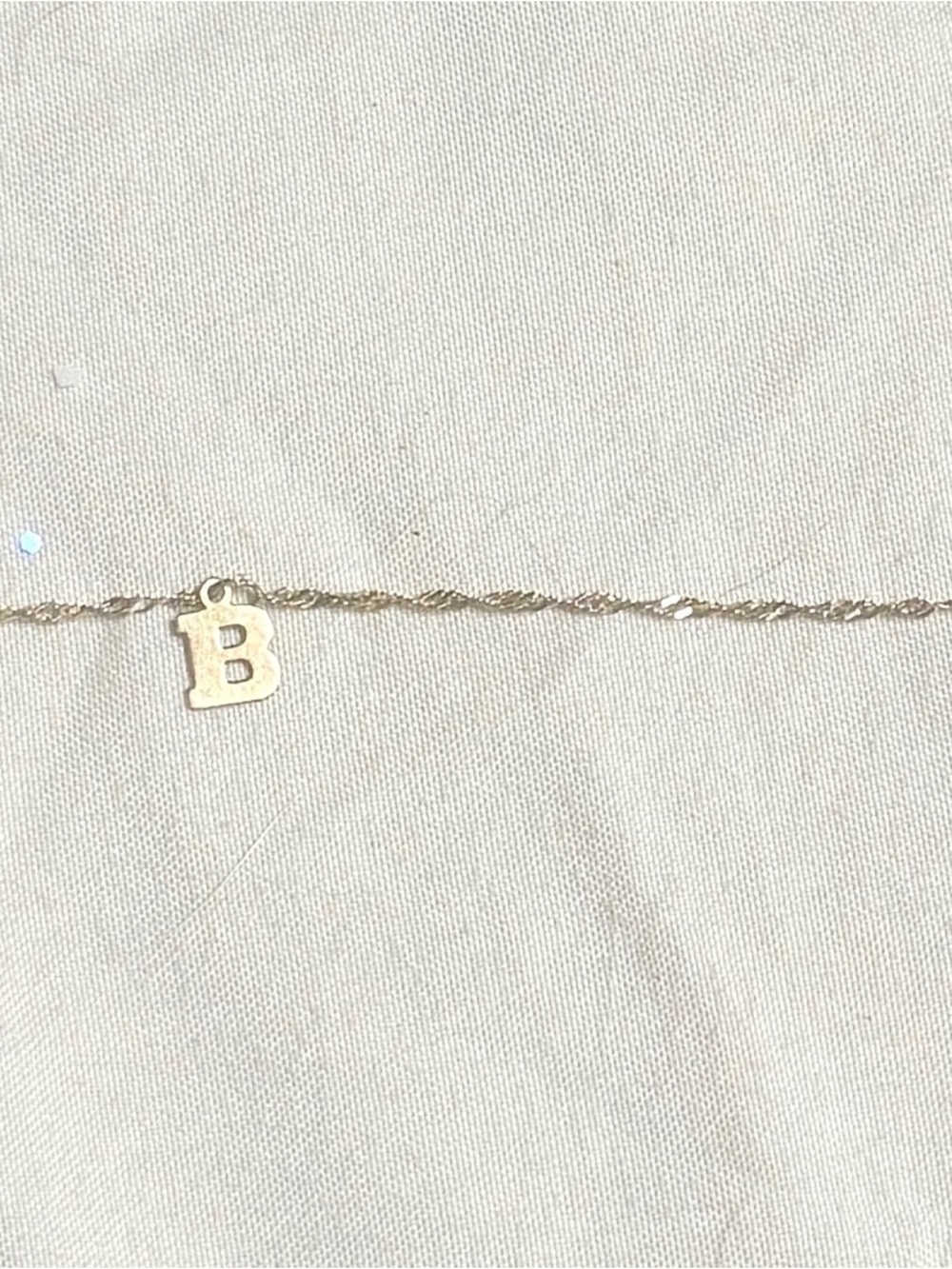 10k Gold Twisted Rope Anklet - B initial removable 9.5” - Picture 9 of 9